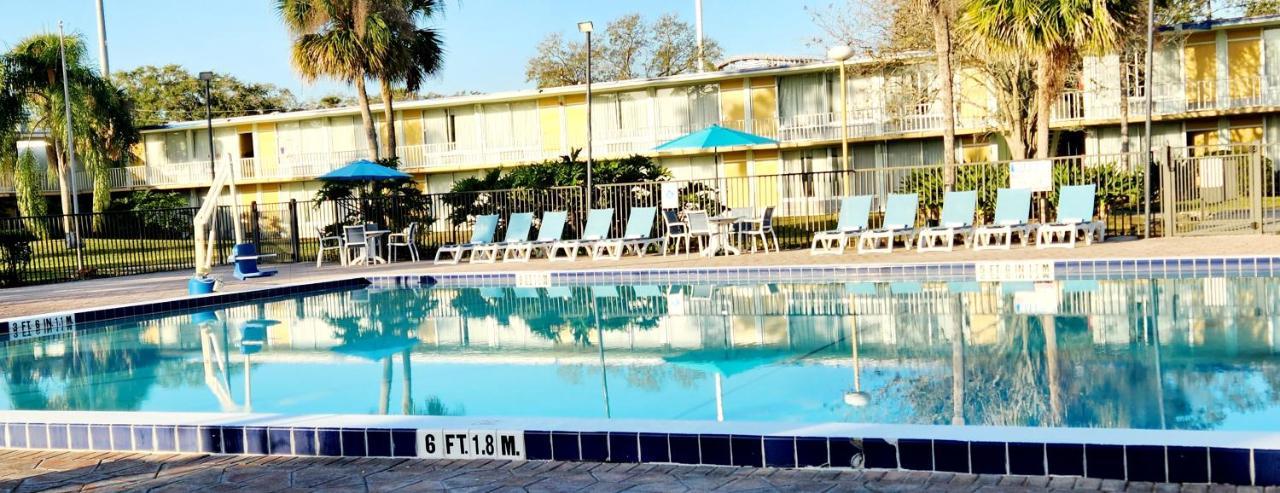 Seralago Hotel & Suites Main Gate East Kissimmee Exterior photo