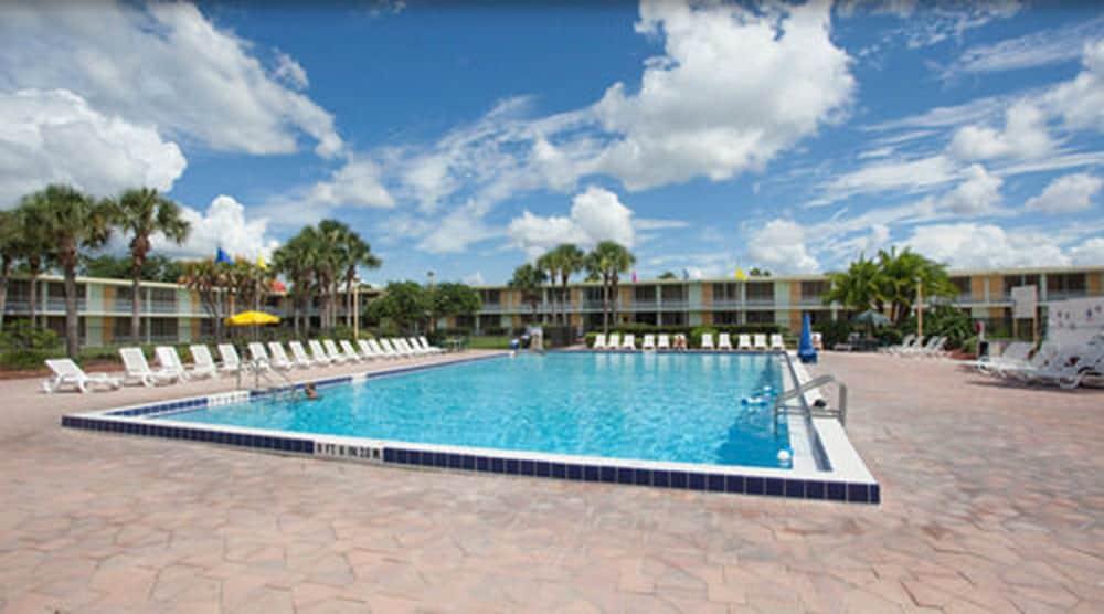 Seralago Hotel & Suites Main Gate East Kissimmee Exterior photo